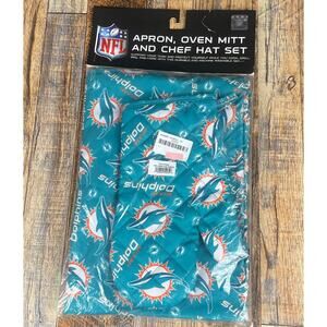 Northwest NFL 3 Piece Miami Dolphins Chef Set: Apron, Oven Mitt & Chef Hat